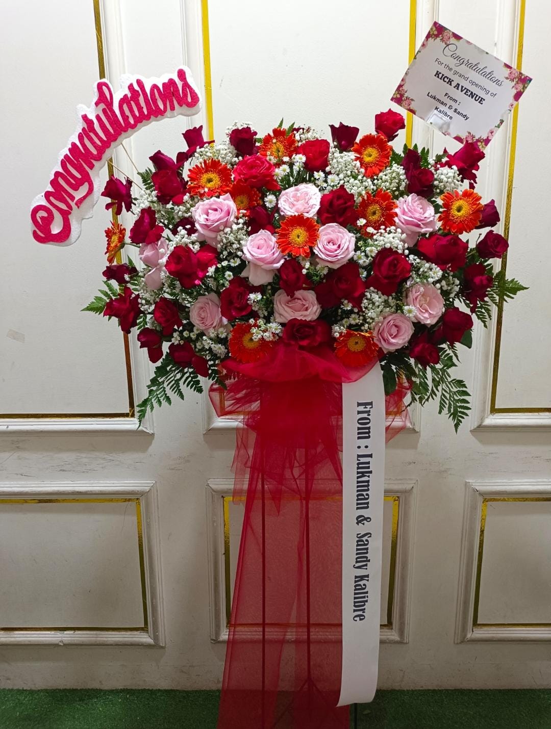 Standing flower ucapan congratulations